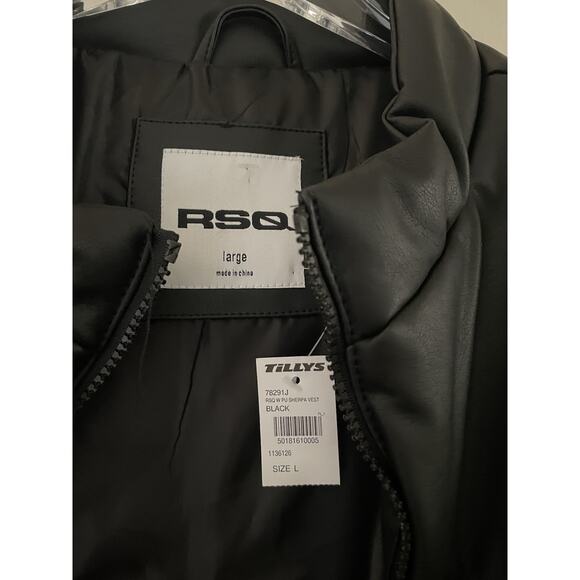 RSQ Womens PU Faux Leather Sherpa Lined Moto Vest Black Size Large Tillys L New - Picture 4 of 9
